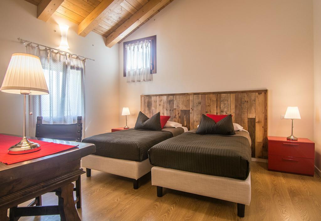 Гостьовий будинок Casa Dei Racconti Ceggia Екстер'єр фото