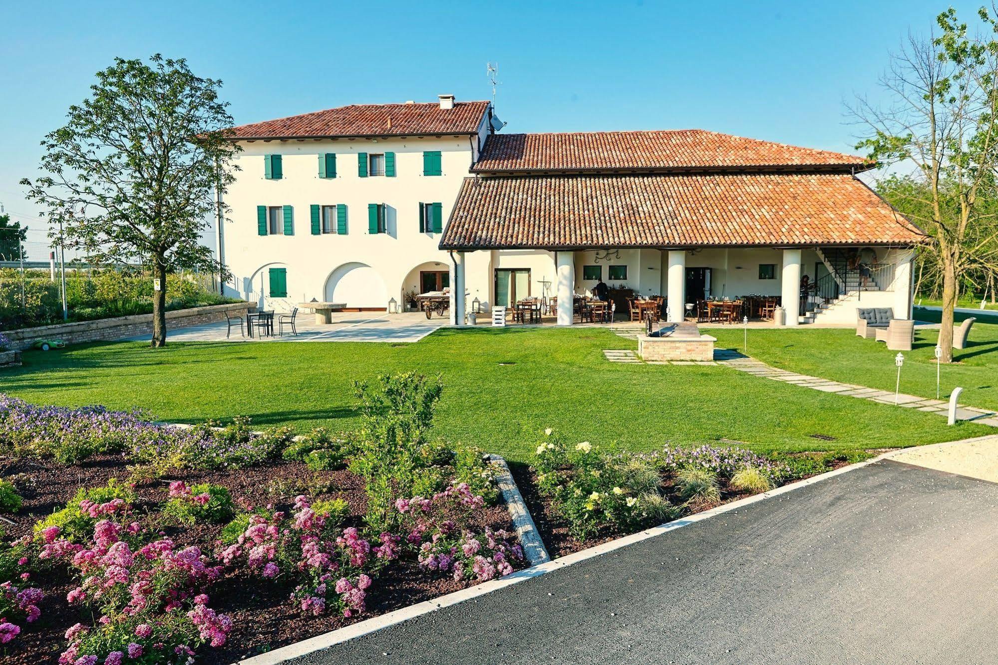 Гостьовий будинок Casa Dei Racconti Ceggia Екстер'єр фото